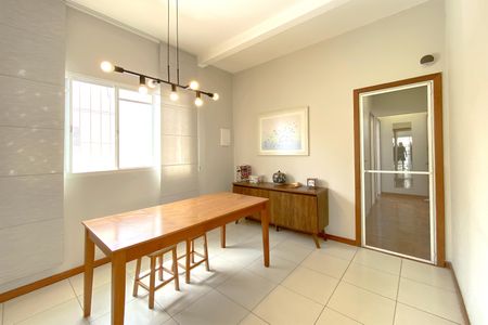 Casa à venda com 120m², 3 quartos e 1 vagaSala de Jantar