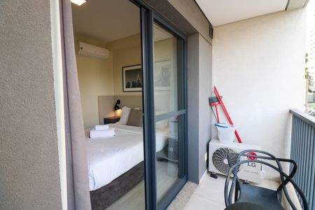 Varanda do Studio de kitnet/studio para alugar com 1 quarto, 22m² em Jardim das Acacias, São Paulo