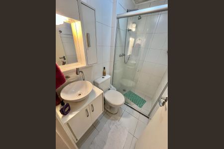 Banheiro de apartamento à venda com 2 quartos, 53m² em Vila Vermelha, São Paulo