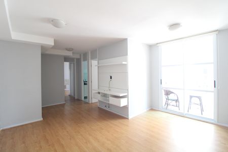 Sala de apartamento para alugar com 2 quartos, 69m² em Jardim Prudência, São Paulo