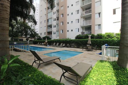 Apartamento para alugar com 69m², 2 quartos e 1 vagaPiscinas