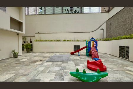 Apartamento à venda com 100m², 2 quartos e 1 vagaPlayground