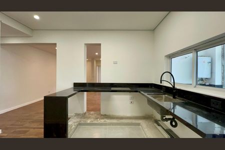 Apartamento à venda com 100m², 2 quartos e 1 vagaCozinha