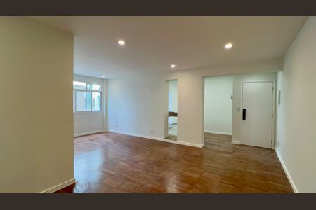 Apartamento à venda com 100m², 2 quartos e 1 vagaSala de Jantar