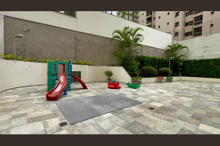 Apartamento à venda com 100m², 2 quartos e 1 vagaPlayground