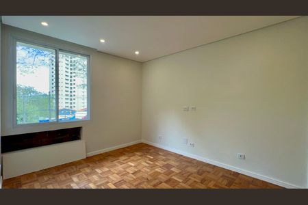Apartamento à venda com 100m², 2 quartos e 1 vagaSuite