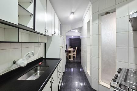 Casa à venda com 450m², 4 quartos e 4 vagasCozinha - Armários