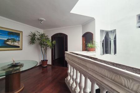 Casa à venda com 450m², 4 quartos e 4 vagasCorredor