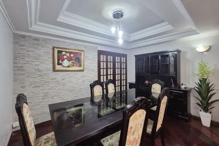 Casa à venda com 450m², 4 quartos e 4 vagasSala de jantar