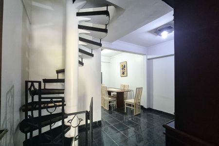 Casa à venda com 450m², 4 quartos e 4 vagasacesso a lavanderia