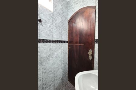 Casa à venda com 450m², 4 quartos e 4 vagasBanheiro da Suíte 3