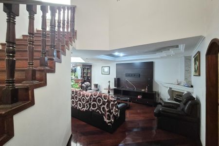 Casa à venda com 450m², 4 quartos e 4 vagasSala
