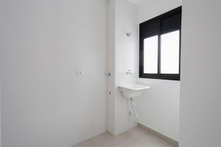 Apartamento à venda com 34m², 2 quartos e sem vaga Apartamento à venda com 34m², 2 quartos e sem vagaCozinha e área de serviço