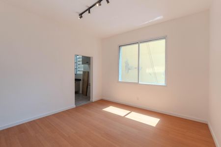 Apartamento à venda com 52m², 1 quarto e sem vaga Apartamento à venda com 52m², 1 quarto e sem vagaSala