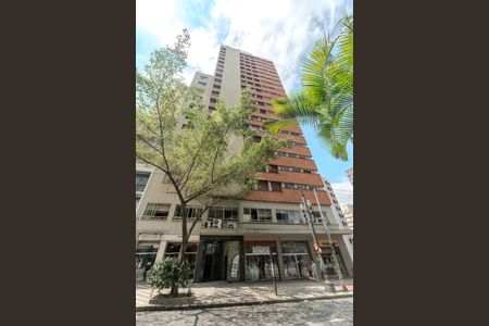 Apartamento à venda com 52m², 1 quarto e sem vaga Apartamento à venda com 52m², 1 quarto e sem vagaFachada