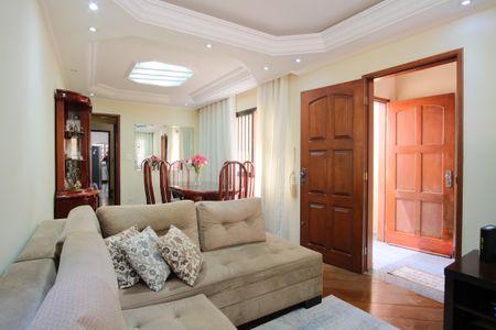 Sala de casa à venda com 4 quartos, 252m² em Jardim Textil, São Paulo