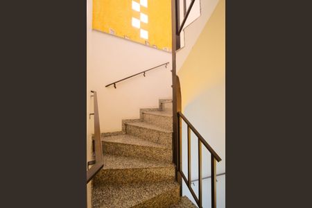 Casa à venda com 252m², 4 quartos e 4 vagasEscada