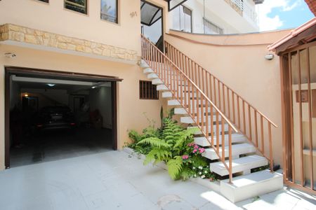 Casa à venda com 252m², 4 quartos e 4 vagasEntrada