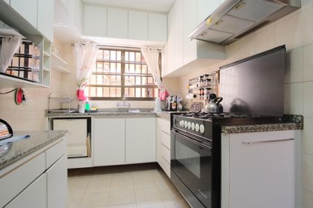 Cozinha de casa à venda com 4 quartos, 252m² em Jardim Textil, São Paulo