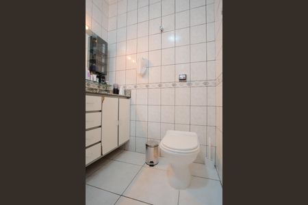 Casa à venda com 252m², 4 quartos e 4 vagasBanheiro da Suíte