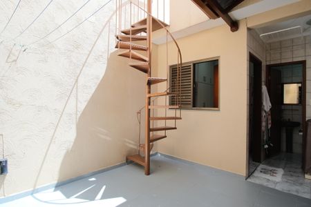 Casa à venda com 252m², 4 quartos e 4 vagasQuintal