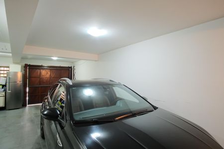 Casa à venda com 252m², 4 quartos e 4 vagasGaragem