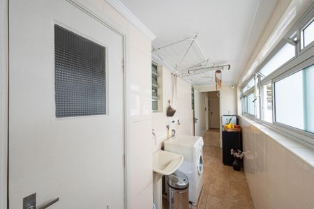 Apartamento à venda com 100m², 3 quartos e 1 vaga Apartamento à venda com 100m², 3 quartos e 1 vagaLavanderia