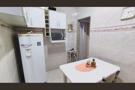 Casa de condomínio à venda com 128m², 3 quartos e 1 vagaCozinha 