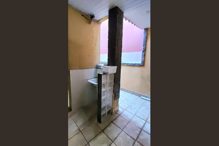 Casa de condomínio à venda com 128m², 3 quartos e 1 vagaÁrea de Serviço 