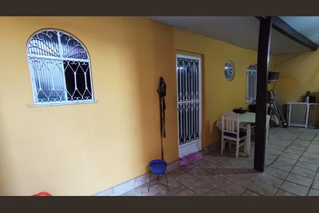 Casa de condomínio à venda com 128m², 3 quartos e 1 vagaEdicula 