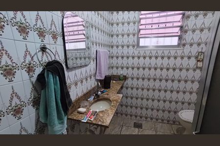 Casa de condomínio à venda com 128m², 3 quartos e 1 vagaBanheiro 