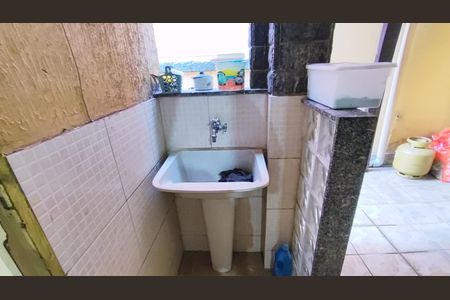 Casa de condomínio à venda com 128m², 3 quartos e 1 vagaÁrea de Serviço 