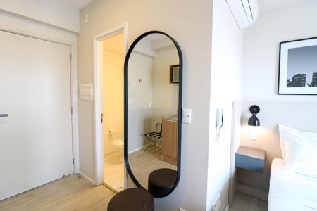 Studio de kitnet/studio para alugar com 1 quarto, 22m² em Jardim das Acacias, São Paulo