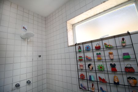 Casa à venda com 171m², 5 quartos e 1 vagaBanheiro Social 2