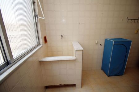 Casa à venda com 171m², 5 quartos e 1 vagaÁrea de Serviço 1