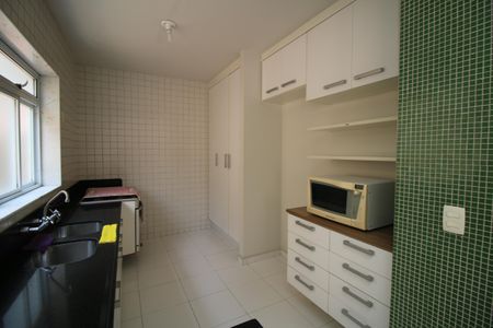 Casa à venda com 171m², 5 quartos e 1 vagaCozinha 2