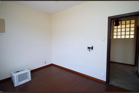 Casa à venda com 171m², 5 quartos e 1 vagaQuarto 5