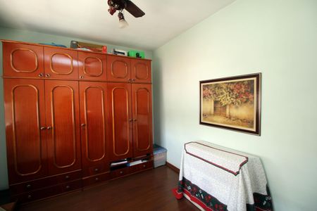 Casa à venda com 171m², 5 quartos e 1 vagaQuarto 4