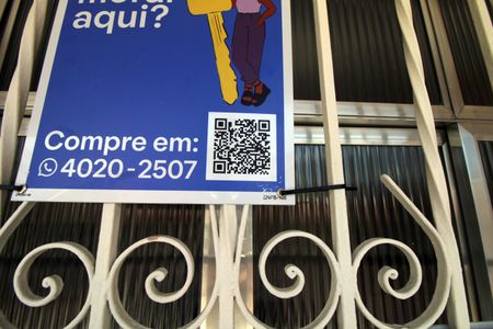 Casa à venda com 171m², 5 quartos e 1 vagaCódigo