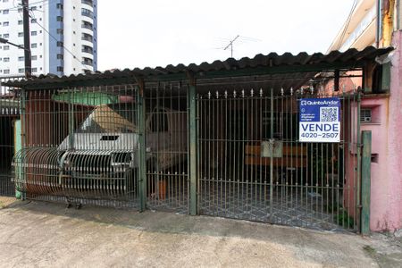 Casa à venda com 200m², 2 quartos e 2 vagasFachada
