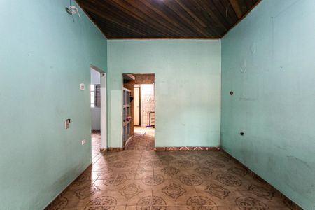 Casa à venda com 200m², 2 quartos e 2 vagasSala