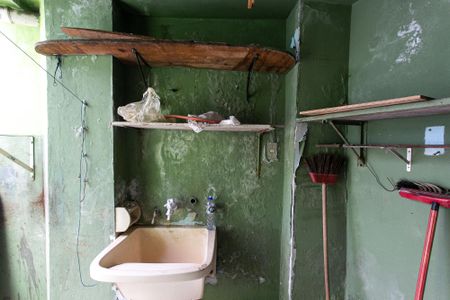 Casa à venda com 200m², 2 quartos e 2 vagasÁrea de Serviço