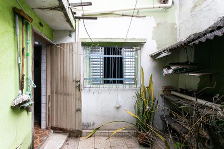 Casa à venda com 200m², 2 quartos e 2 vagasQuintal