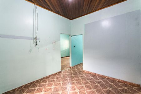 Quarto 1 de casa à venda com 2 quartos, 200m² em Vila Carrão, São Paulo