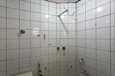 Casa à venda com 200m², 2 quartos e 2 vagasBanheiro