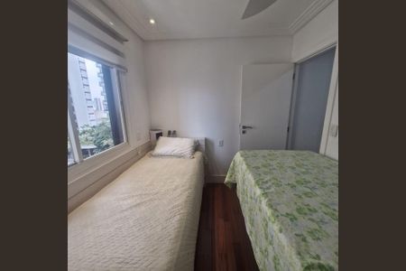 Apartamento à venda com 3 quartos, 167m² em Vila Regente Feijó, São Paulo