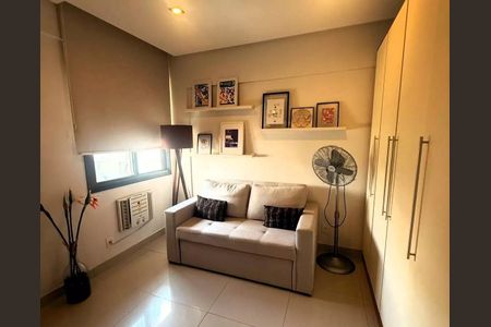 Apartamento à venda com 301m², 4 quartos e 3 vagas