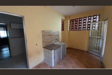 Casa de condomínio à venda com 280m², 5 quartos e 1 vaga