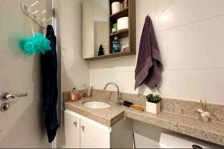 Apartamento à venda com 41m², 1 quarto e sem vagaBanheiro