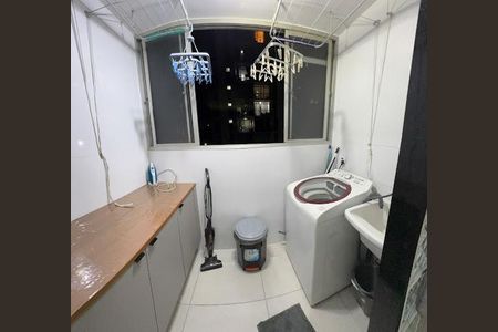 Apartamento à venda com 2 quartos, 52m² em Parque Bristol, São Paulo